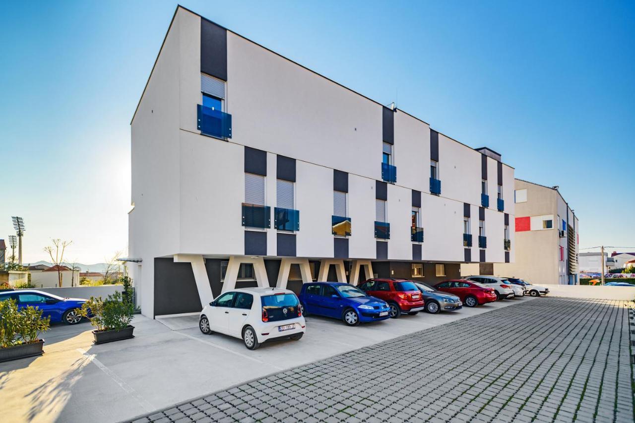 Holiday Apartment Zadar - With Summer Balcony And Parking Exteriör bild