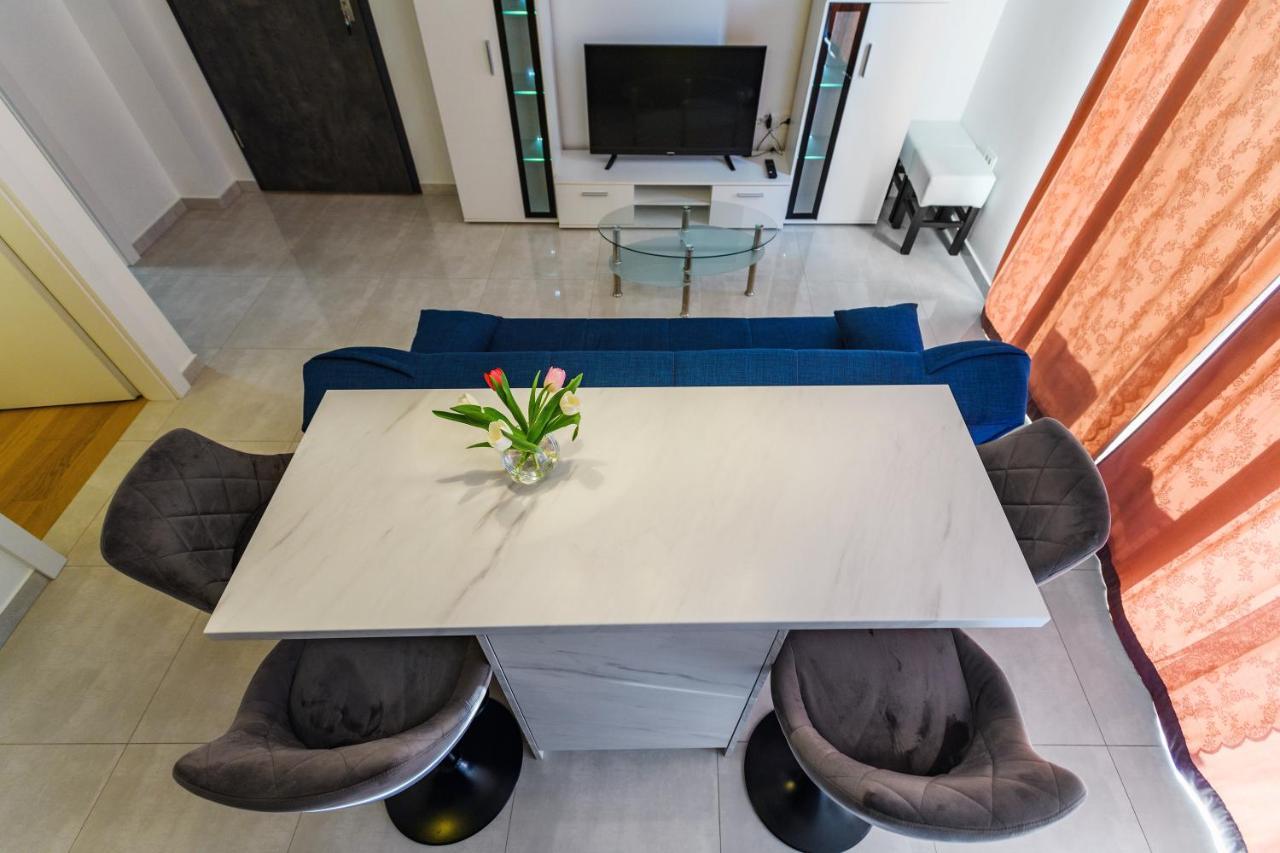 Holiday Apartment Zadar - With Summer Balcony And Parking Exteriör bild